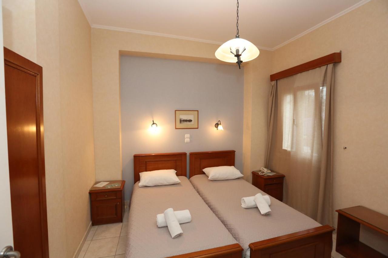Hotel Aegli à Ermoúpoli Extérieur photo