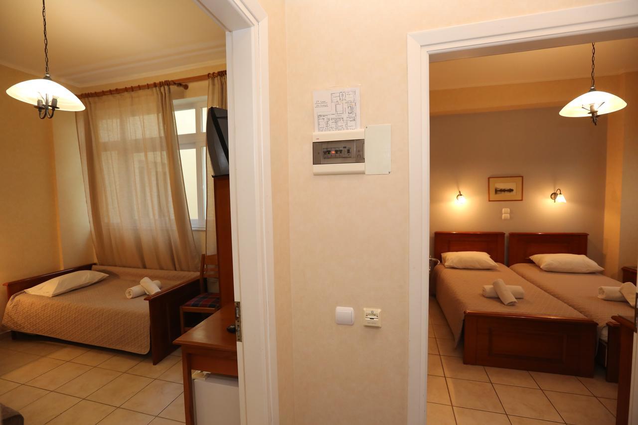 Hotel Aegli à Ermoúpoli Extérieur photo